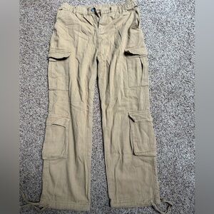 Cargo pants size M never worn but no tags